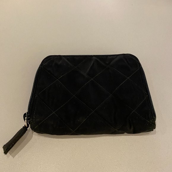 Vintage Quilted Nylon Prada Wallet - Picture 8 of 11